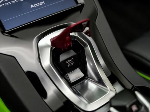 Used 2024 Lamborghini Huracan EVO AWD/4WD image 21