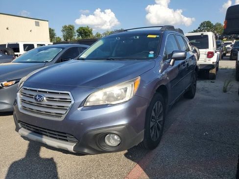 Used 2017 Subaru Outback 2.5i Limited AWD/4WD image 3