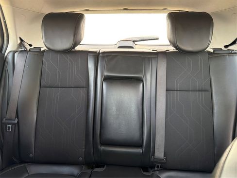 Used 2022 Chevrolet Trax LT w/ Sport Edition image 15