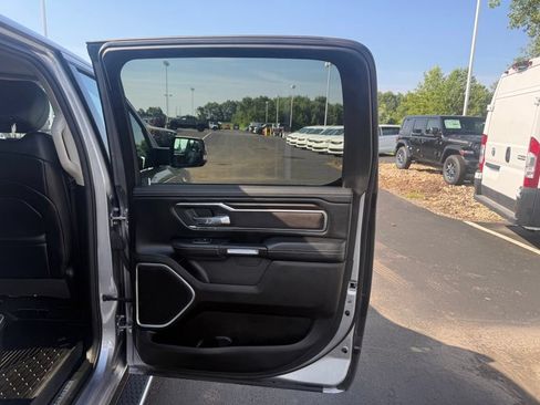 Used 2022 RAM 1500 Laramie AWD/4WD image 49