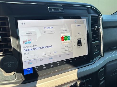 Used 2025 Ford F250 XLT w/ Black Appearance Package image 29