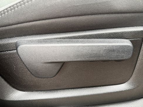 Used 2022 RAM 3500 Big Horn w/ Max Tow Package image 31