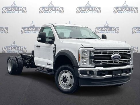 New 2026 Ford F550 4x4 Regular Cab Super Duty image 1