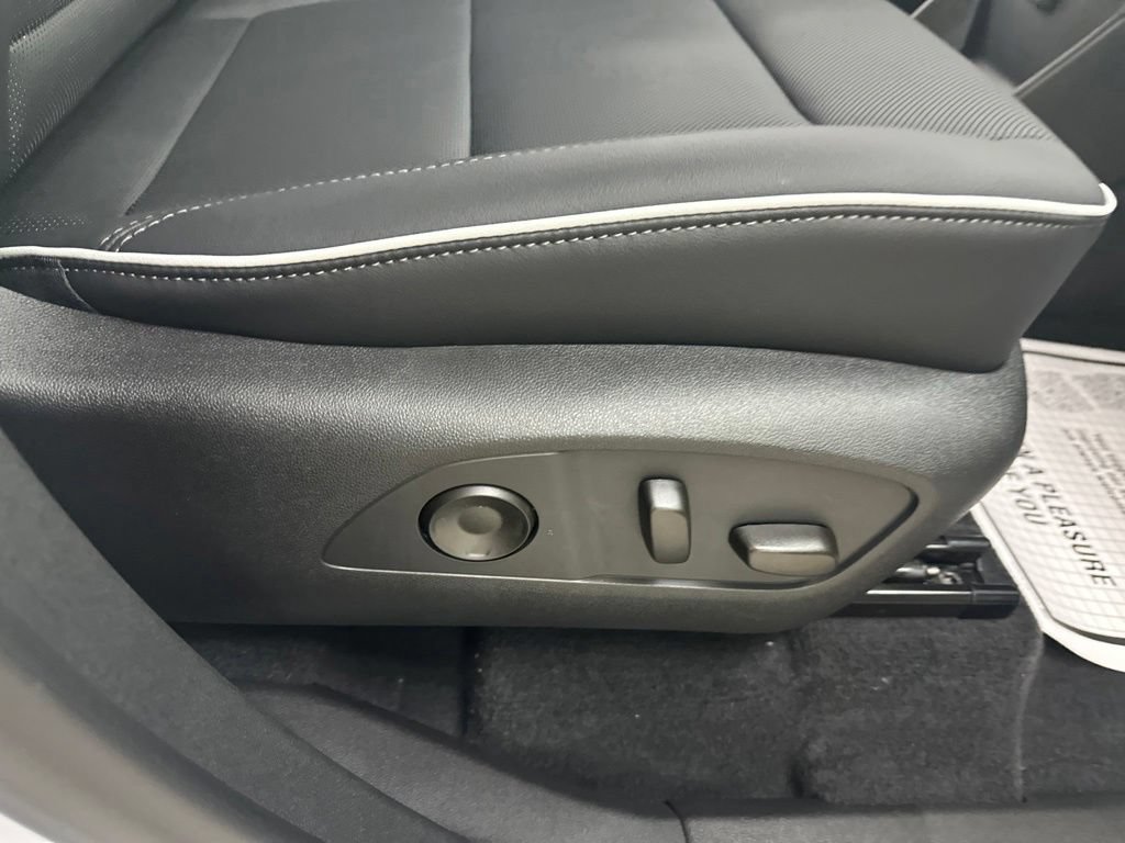New 2027 Buick Enclave Sport Touring w/ Power Package AWD/4WD image 21