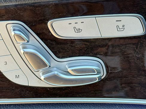 Used 2019 Mercedes-Benz E 300 image 24