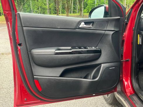Used 2019 Kia Sportage SX FWD image 9