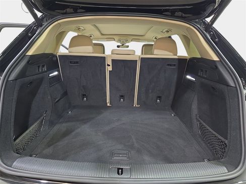 Certified 2021 Audi Q5 2.0T Premium Plus w/ Premium Plus Package image 14