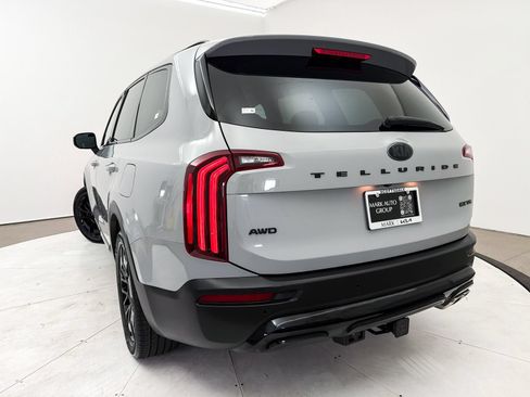 Certified 2021 Kia Telluride EX w/ EX Premium Package AWD/4WD image 11