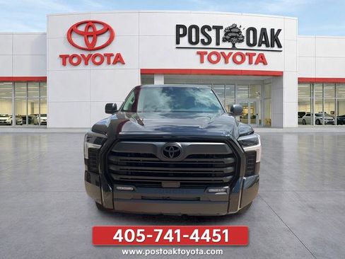 Used 2023 Toyota Tundra SR5 RWD image 2