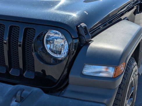 Used 2023 Jeep Wrangler Unlimited Sport AWD/4WD image 12