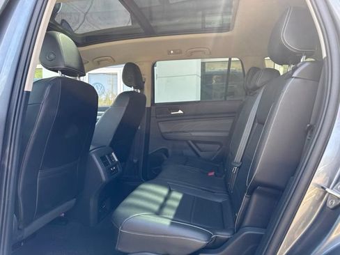 Used 2022 Volkswagen Atlas SEL AWD/4WD image 22