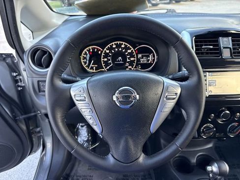 Used 2015 Nissan Versa Note FWD image 14
