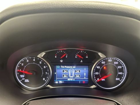 Used 2024 GMC Terrain SLE AWD/4WD image 19