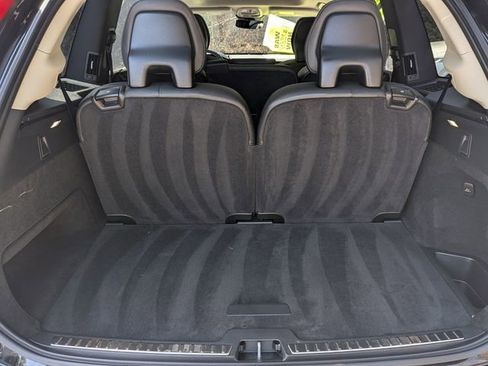 Certified 2023 Volvo XC90 B6 Plus AWD/4WD image 30