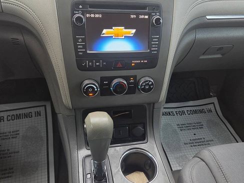 Used 2015 Chevrolet Traverse LS FWD image 9