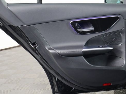 Used 2025 Mercedes-Benz C 300 Sedan image 13