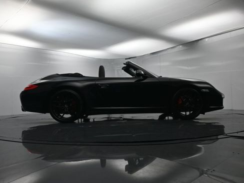 Used 2011 Porsche 911 Carrera 4S image 61