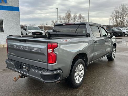 Used 2020 Chevrolet Silverado 1500 Custom w/ Custom Value Package image 7
