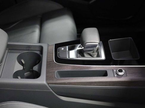 Certified 2024 Audi Q5 2.0T Premium image 19