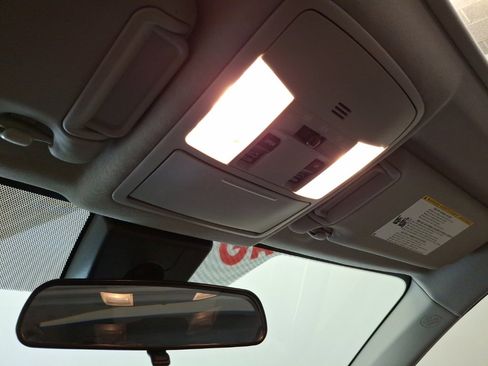 Used 2018 Toyota RAV4 XLE image 24