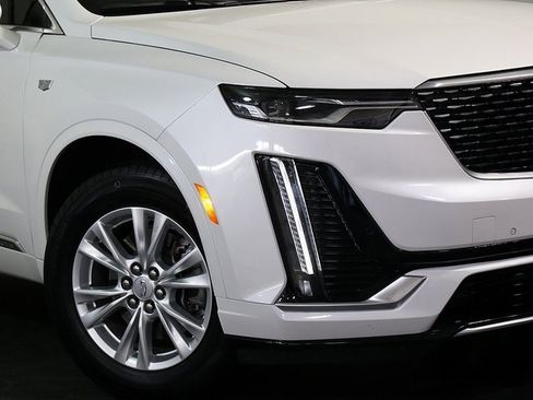 Used 2023 Cadillac XT6 Luxury image 8