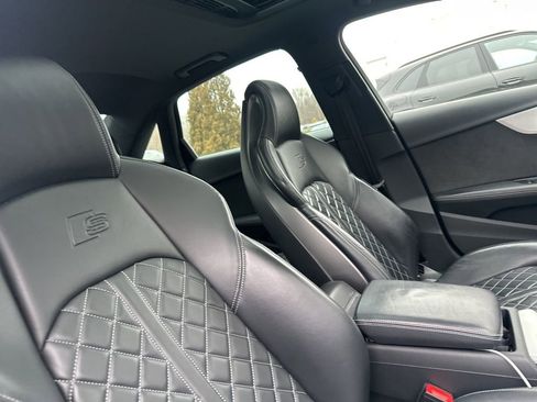 Used 2018 Audi S4 Prestige w/ Prestige Package image 23