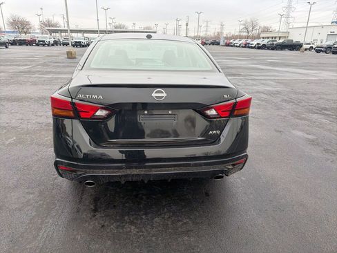 Used 2023 Nissan Altima 2.5 SL image 3
