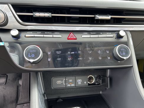 New 2026 Hyundai Sonata Limited FWD image 21