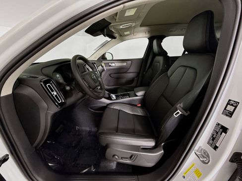 New 2026 Volvo XC40 B4 Plus w/ Protection Package FWD image 21