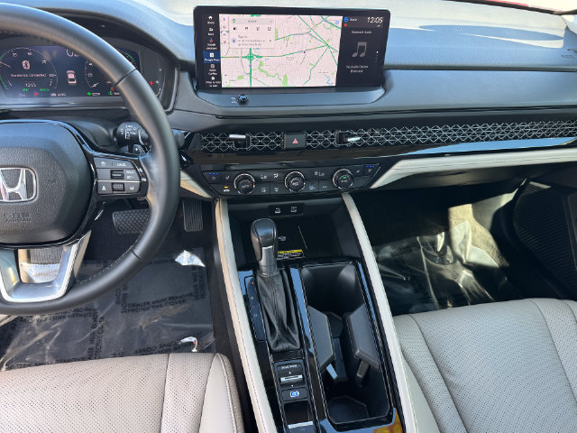 Used 2024 Honda Accord Touring image 16
