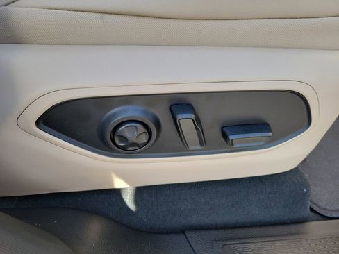 New 2025 Jeep Grand Cherokee L Limited w/ Luxury Tech Group II AWD/4WD image 36