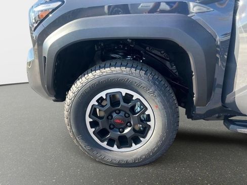 New 2025 Toyota Tacoma TRD Off-Road image 24