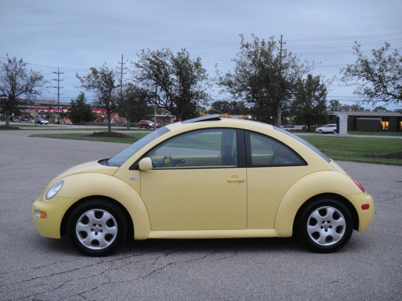 Used 2003 Volkswagen Beetle GLS FWD image 5