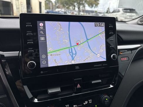 Used 2022 Toyota Camry XSE image 20