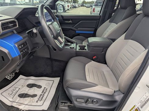 Used 2024 Toyota Tacoma TRD Sport image 22