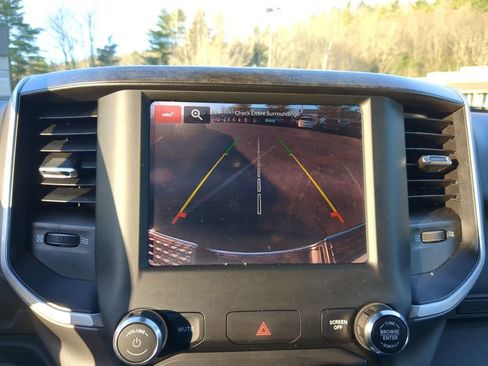 Used 2023 RAM 2500 Big Horn w/ Level 1 Equipment Group image 19