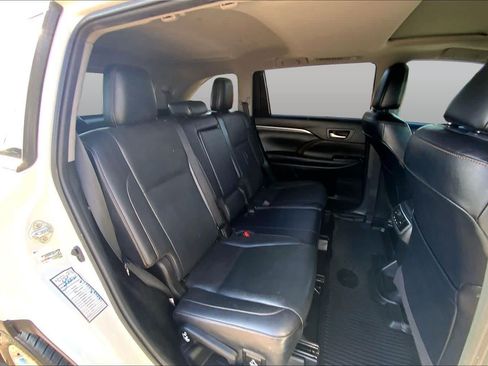 Used 2019 Toyota Highlander Limited AWD/4WD image 20