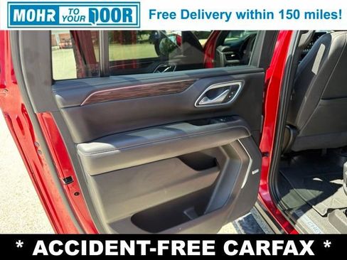 Used 2021 Chevrolet Suburban Z71 AWD/4WD image 37