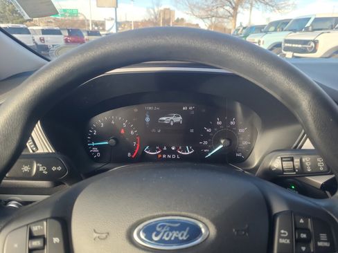 Used 2020 Ford Escape SE image 10