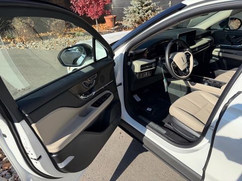 New 2026 Lincoln Corsair Grand Touring image 21