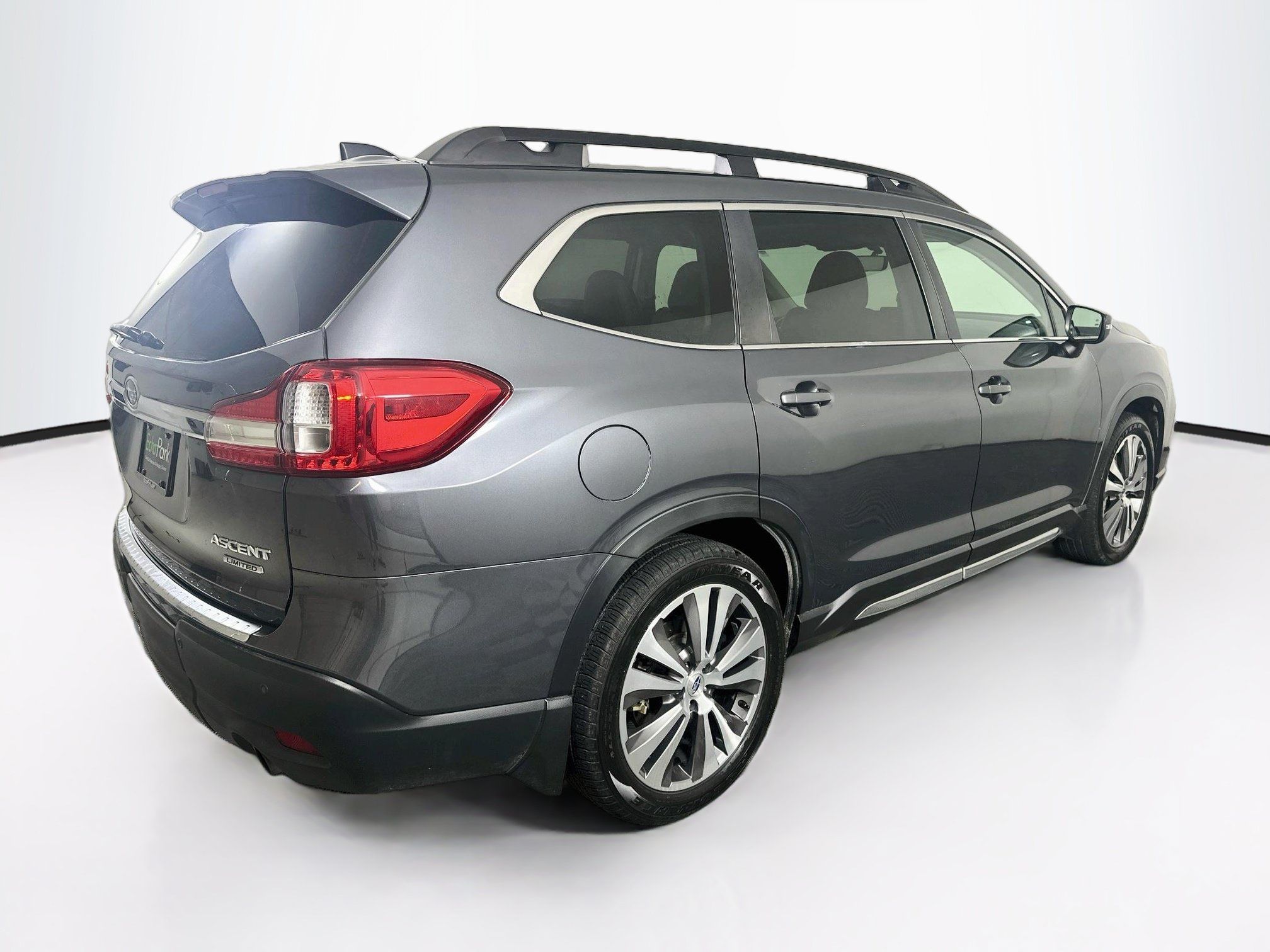 Used 2019 Subaru Ascent Limited w/ Popular Package #2 AWD/4WD image 9