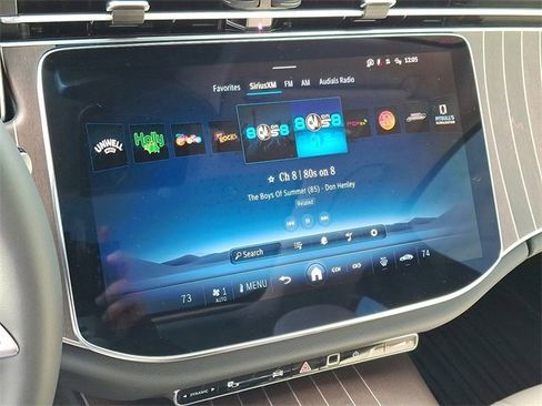 Used 2025 Mercedes-Benz E 350 Sedan image 18