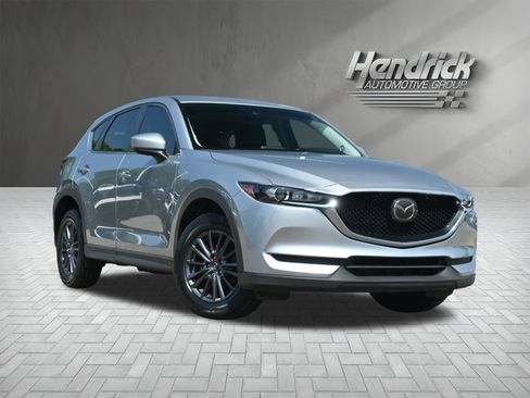 Used 2020 MAZDA CX-5 Touring FWD image 2