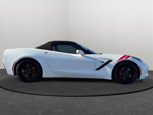 Certified 2019 Chevrolet Corvette Stingray Convertible w/ Carbon Flash Badge Package RWD image 4