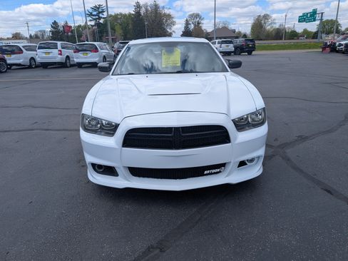 Used 2012 Dodge Charger SRT8 w/ Driver Confidence Group RWD image 3