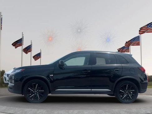 Used 2022 Mitsubishi Outlander Sport ES FWD image 4