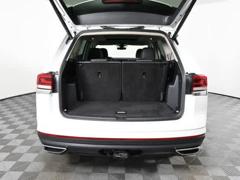 Used 2025 Volkswagen Atlas SEL image 10