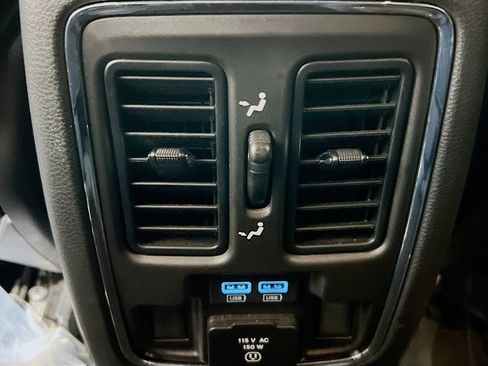 Used 2021 Jeep Grand Cherokee Limited w/ Trailer Tow Group IV AWD/4WD image 19