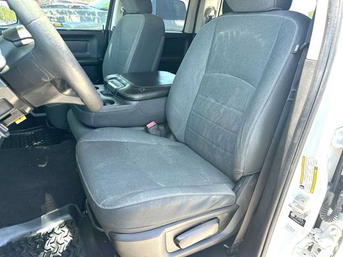 Used 2021 RAM 1500 Tradesman w/ Chrome Plus Package RWD image 17