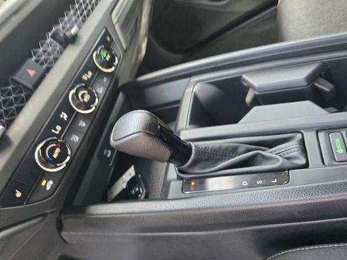 Certified 2023 Honda Accord EX image 17